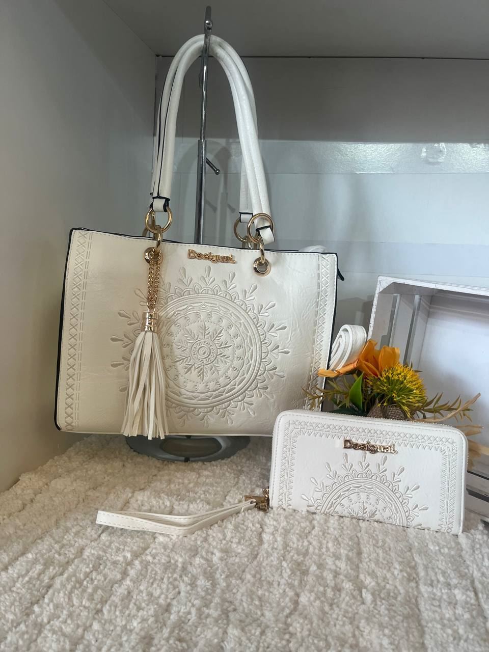 Bolso desigual con monedero a juego - Imagen 2