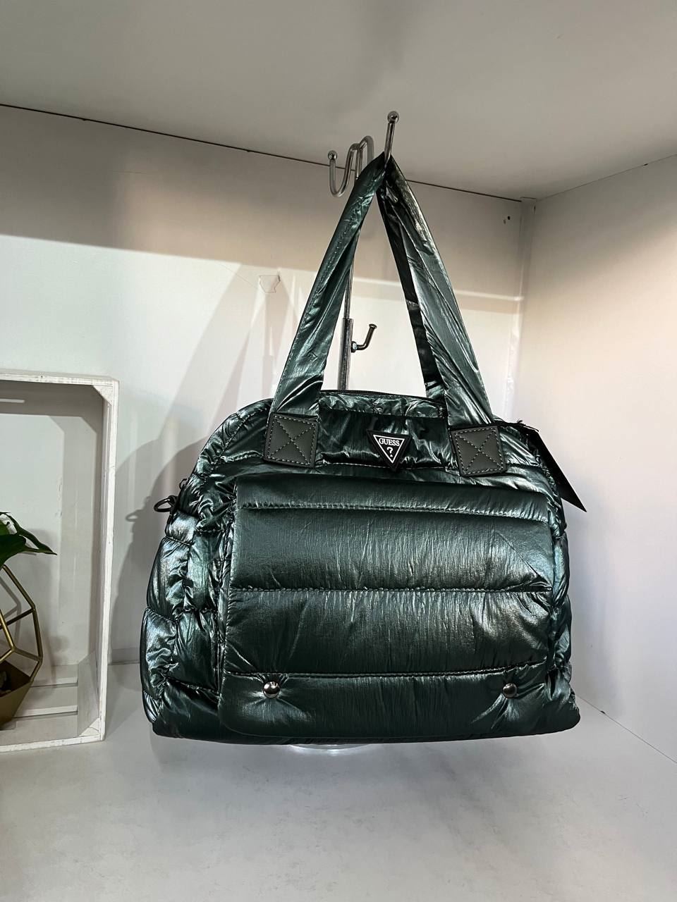 Bolso Guess verde - Imagen 1