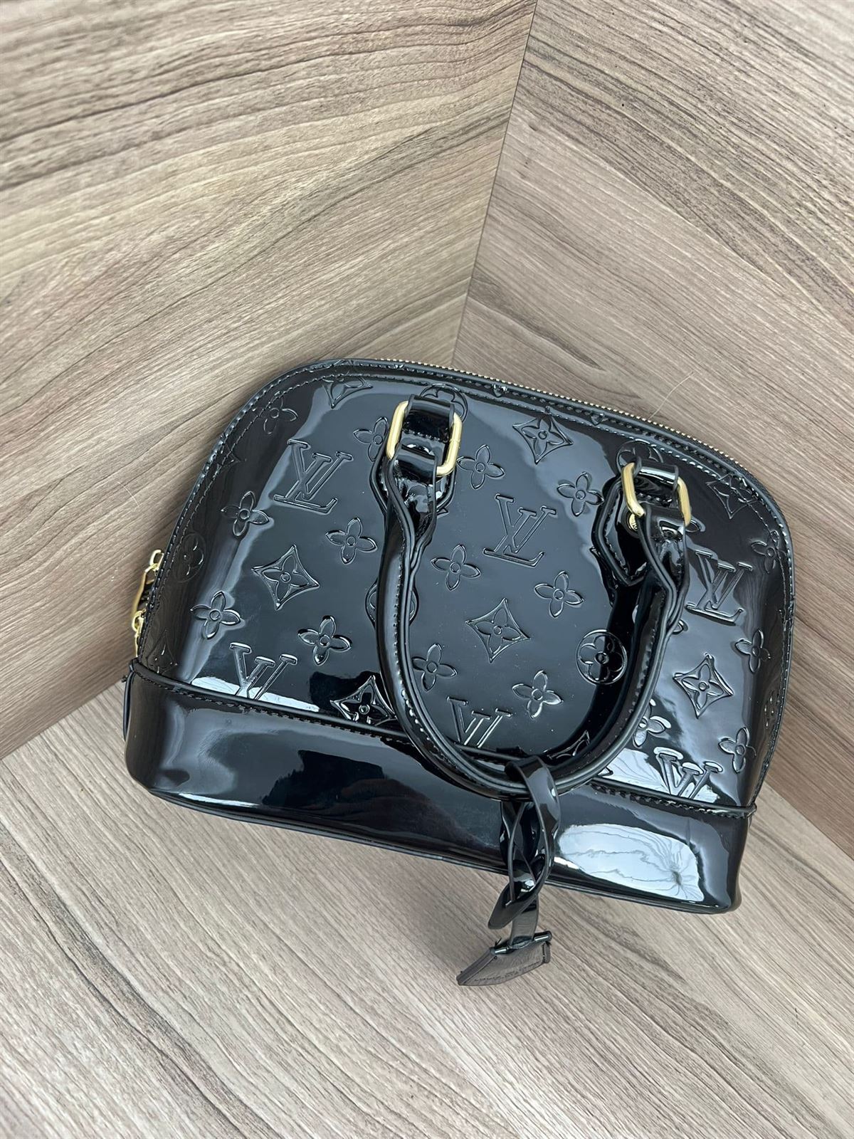 Bolso Lv negro charol - Imagen 2