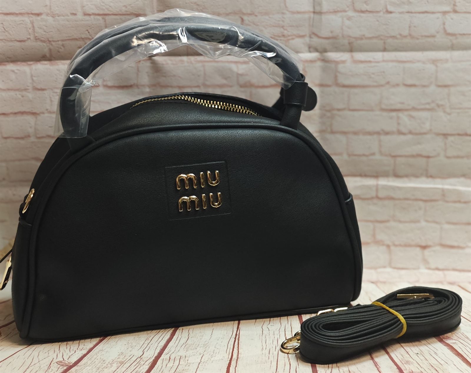 Bolso miu miu negro - Imagen 1