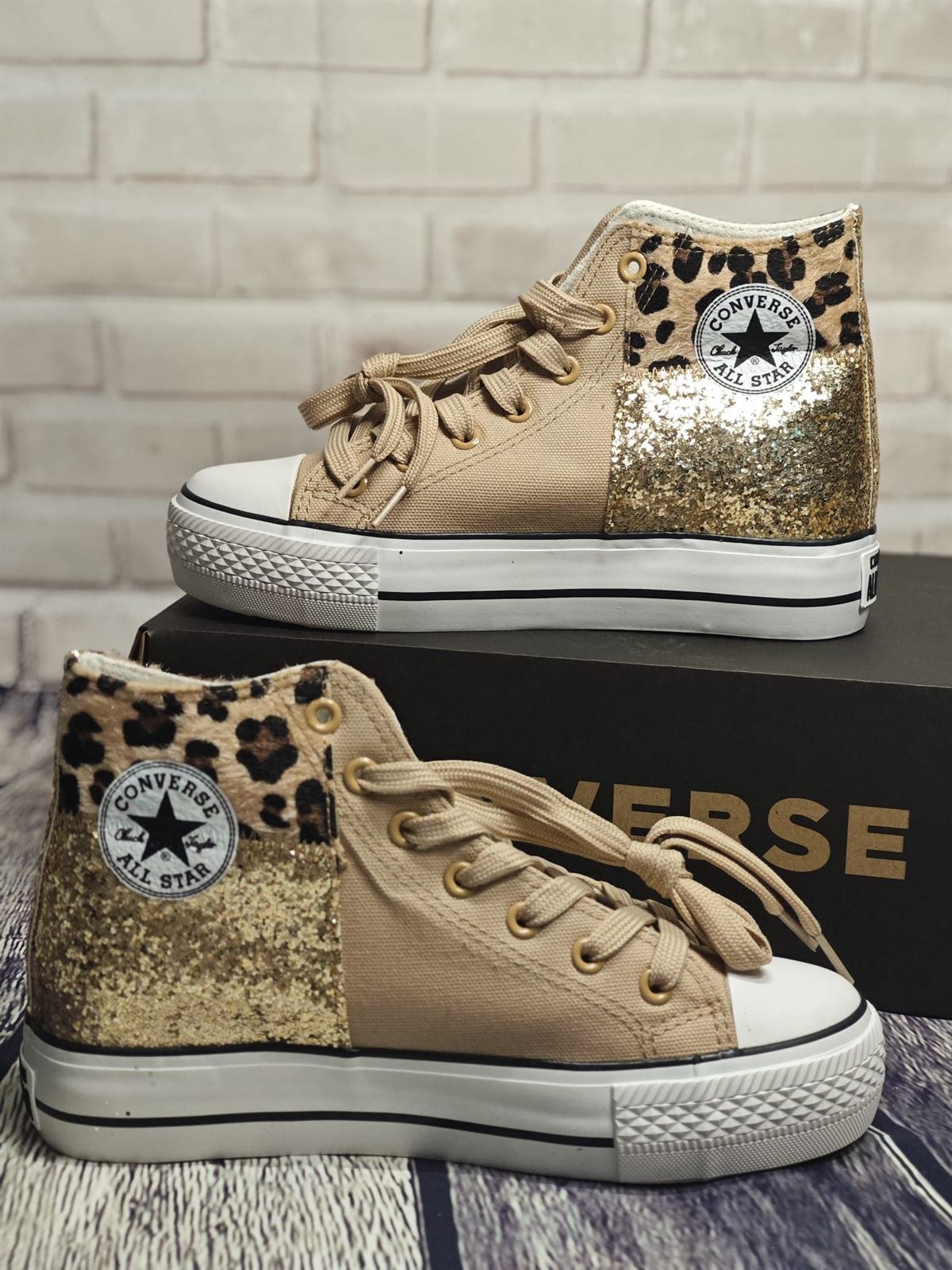 Bota Converse camel con leopardo - Imagen 1