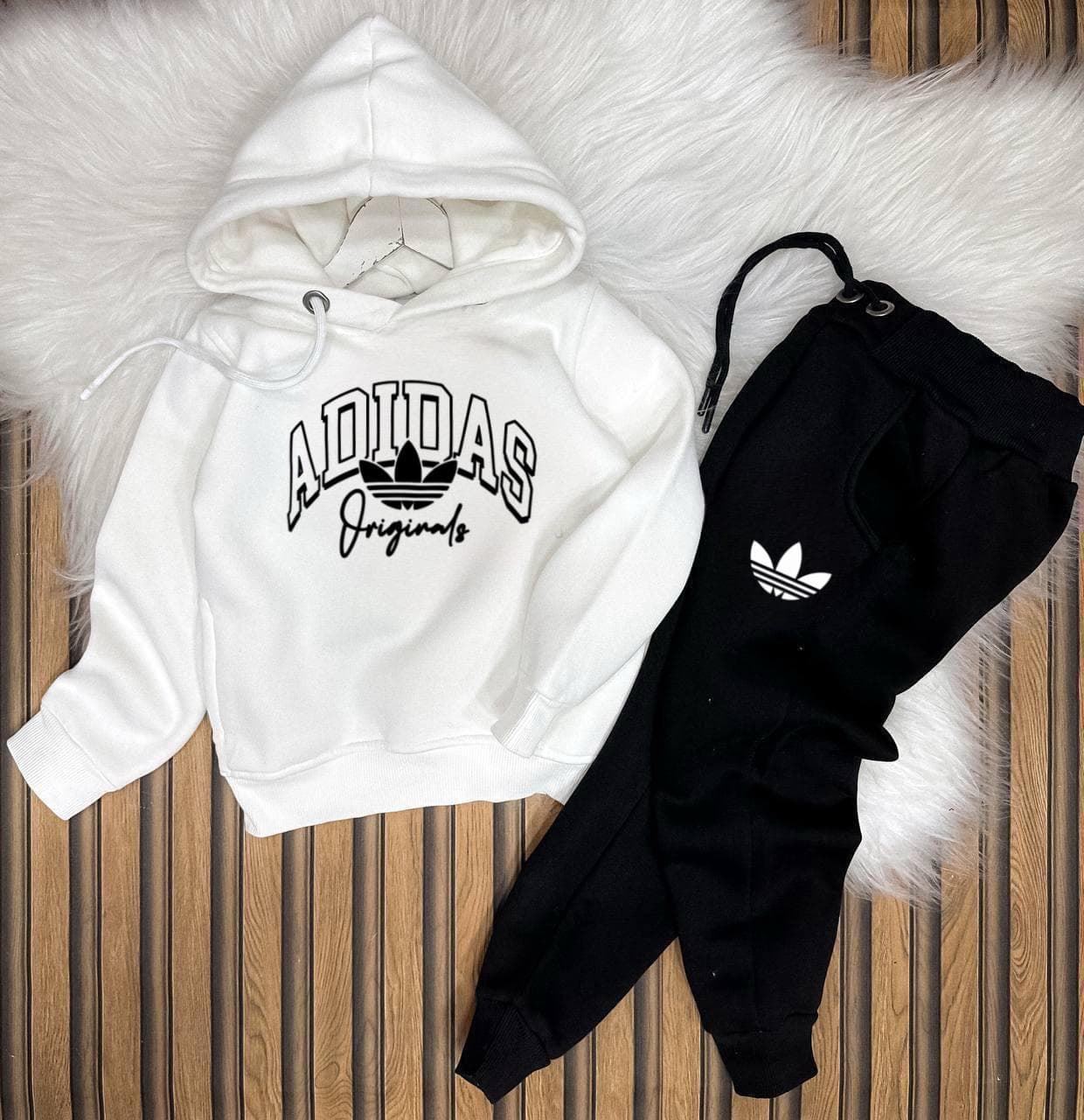 Chándal Adidas originals para niños - Imagen 3