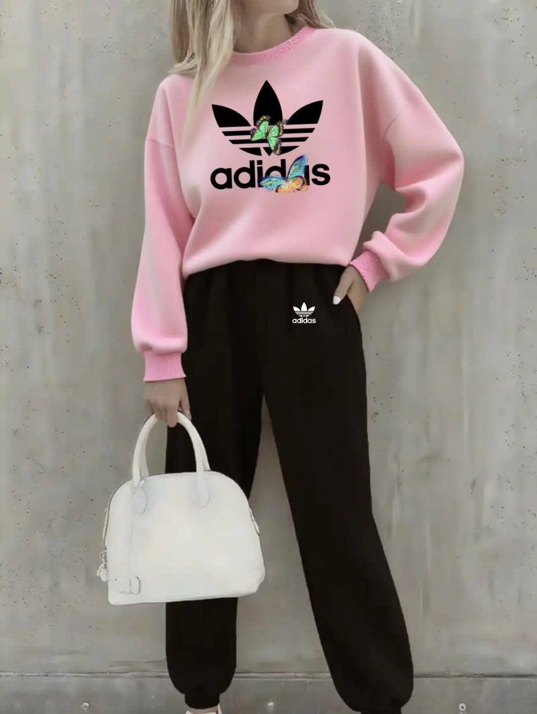 Chándal Adidas para mujer - Imagen 1