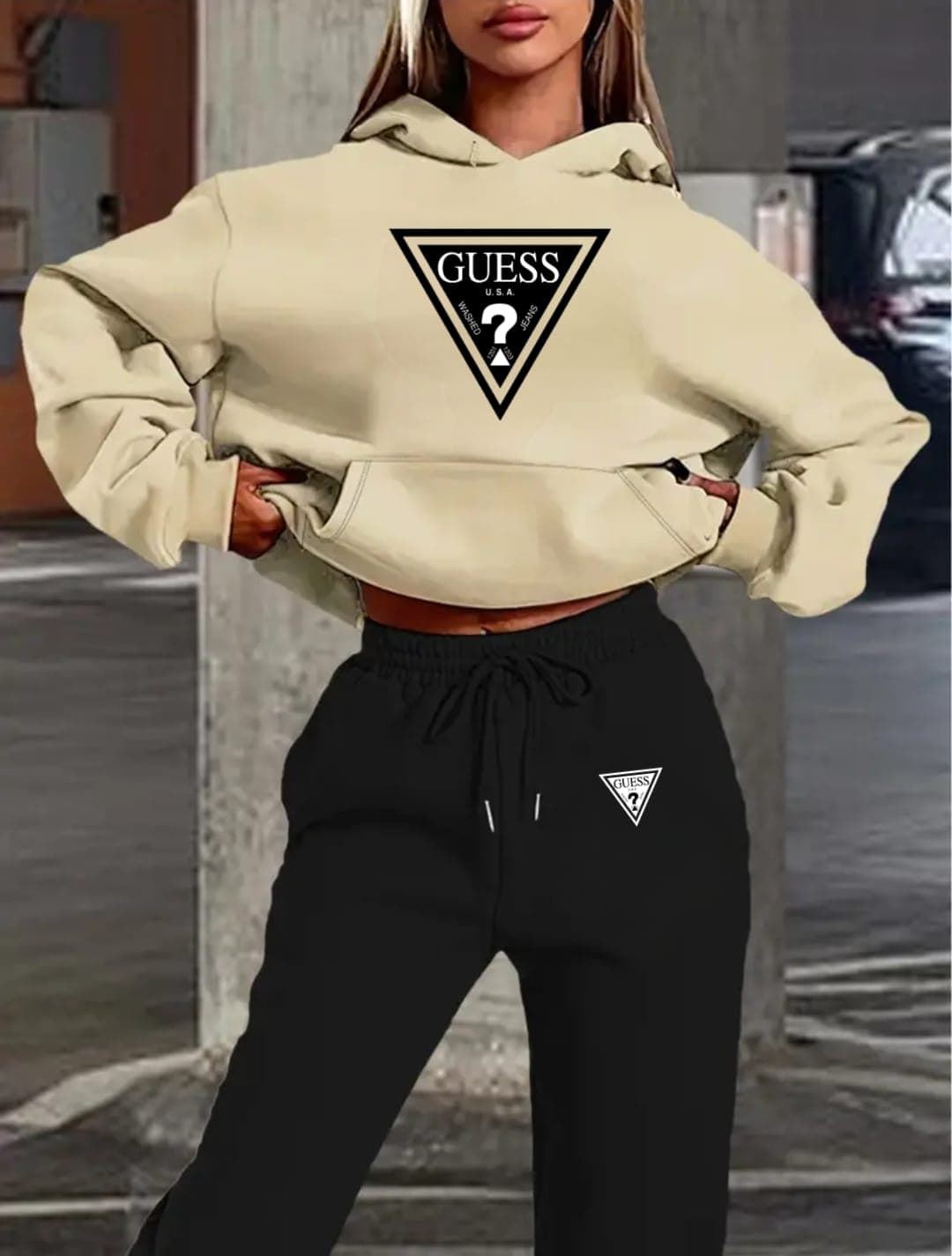 Chándal Guess para mujer - Imagen 4