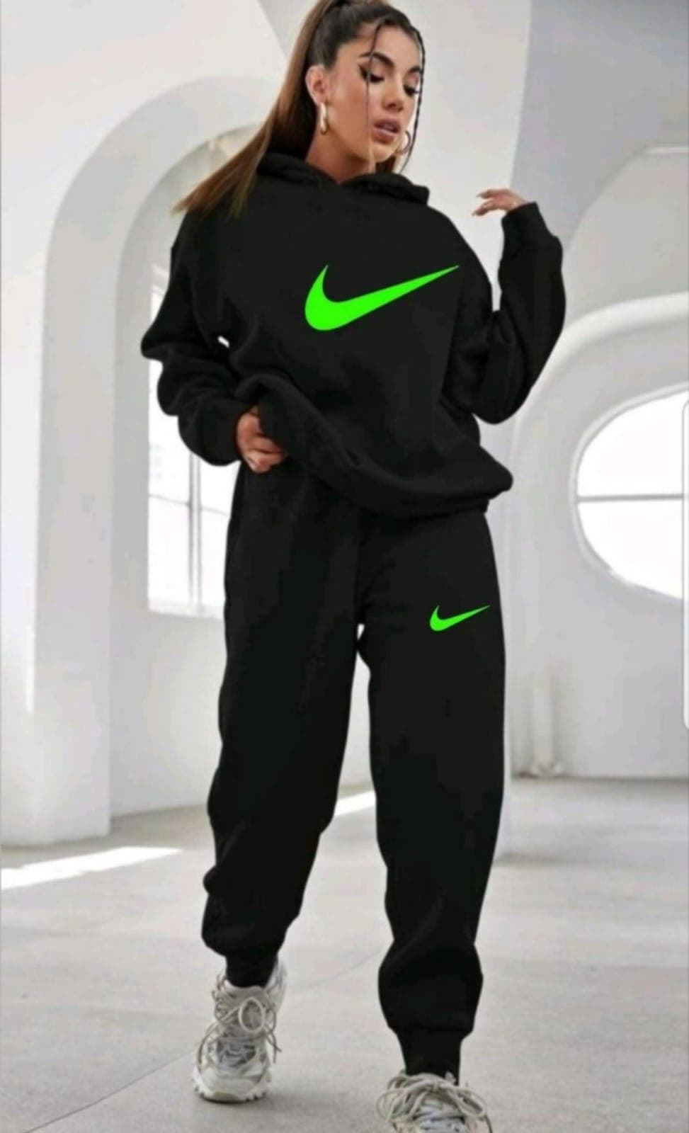 Chándal Nike verde unisex - Imagen 1