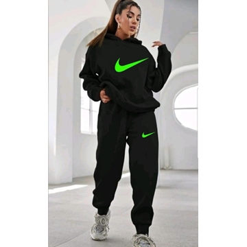 Chándal Nike verde unisex - Imagen 1