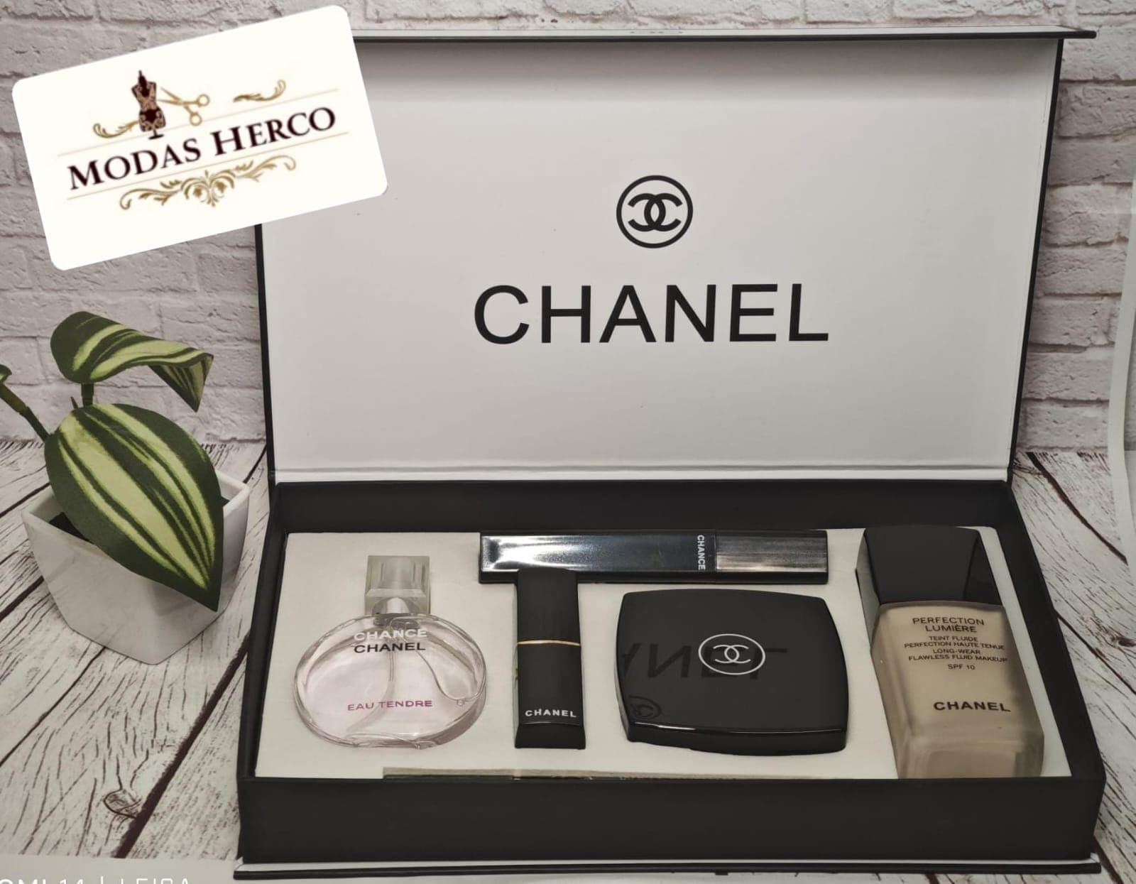 CHANEL ESTUCHE - Imagen 1