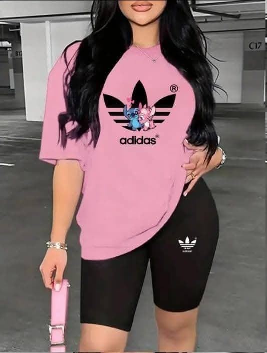 Conjunto camiseta con leggins adidas lilo&stich para mujer - Imagen 2