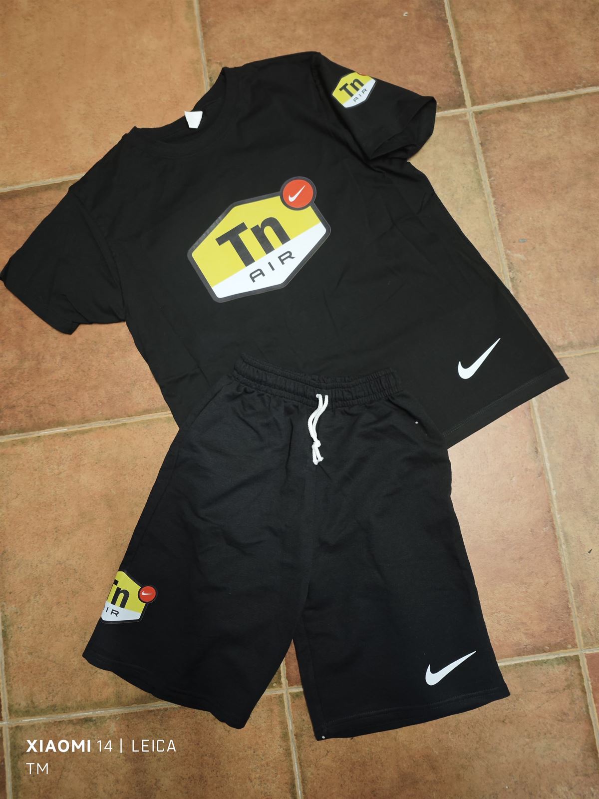 Conjunto NikE para niños - Imagen 1