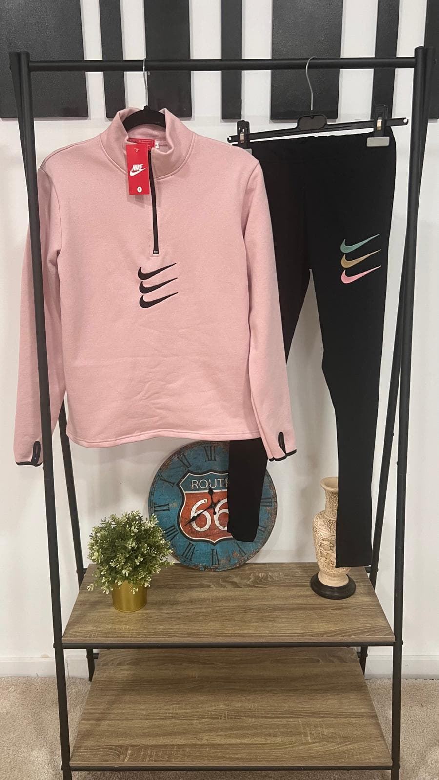 Conjunto Nike rosa claro - Imagen 1