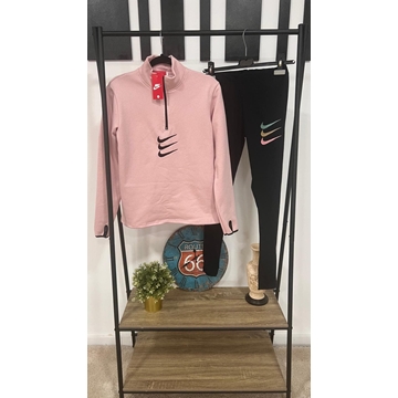 Conjunto Nike rosa claro - Imagen 1