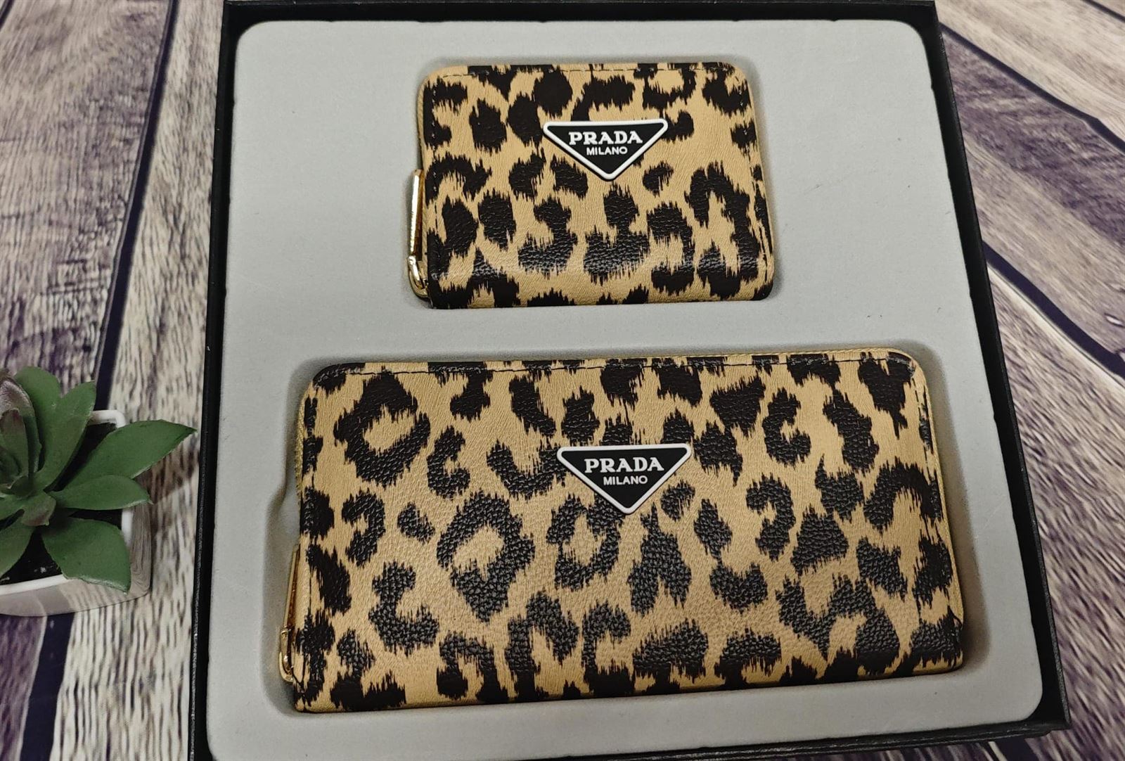 Dúo Monedero prada leopardo - Imagen 1