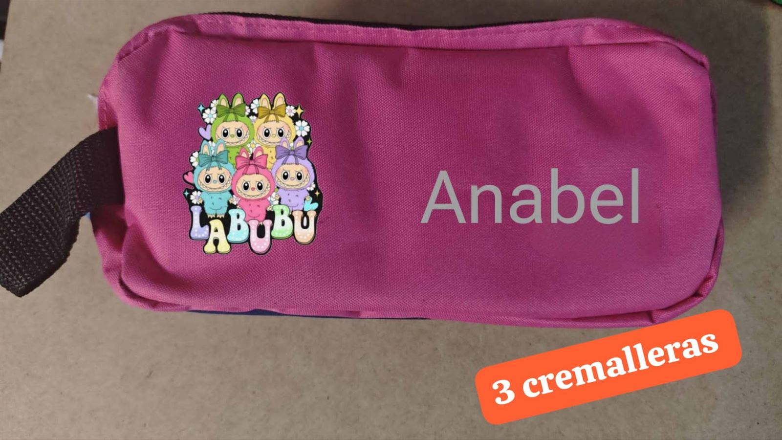 Estuche 3 cremalleras Labubu - Imagen 1
