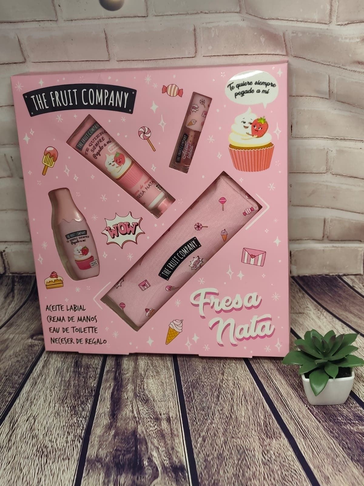 Estuche fruit conpany fresas con nata - Imagen 1