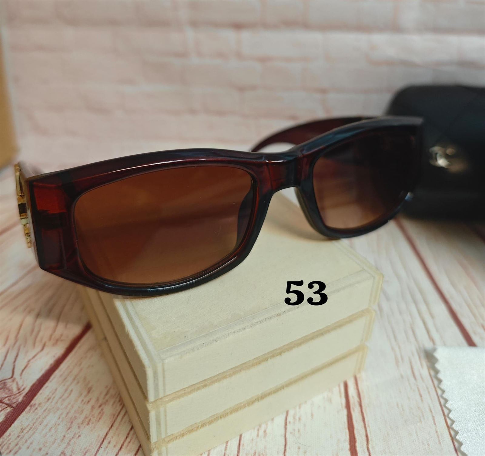 Gafas Chanel de sol - Imagen 2