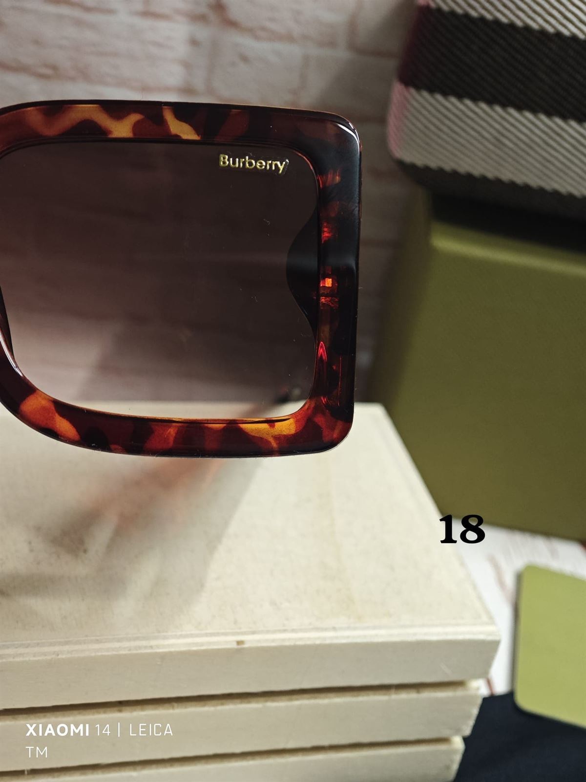 Gafas de sol Burberry - Imagen 1