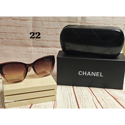 Gafas de sol Chanel - Imagen 1