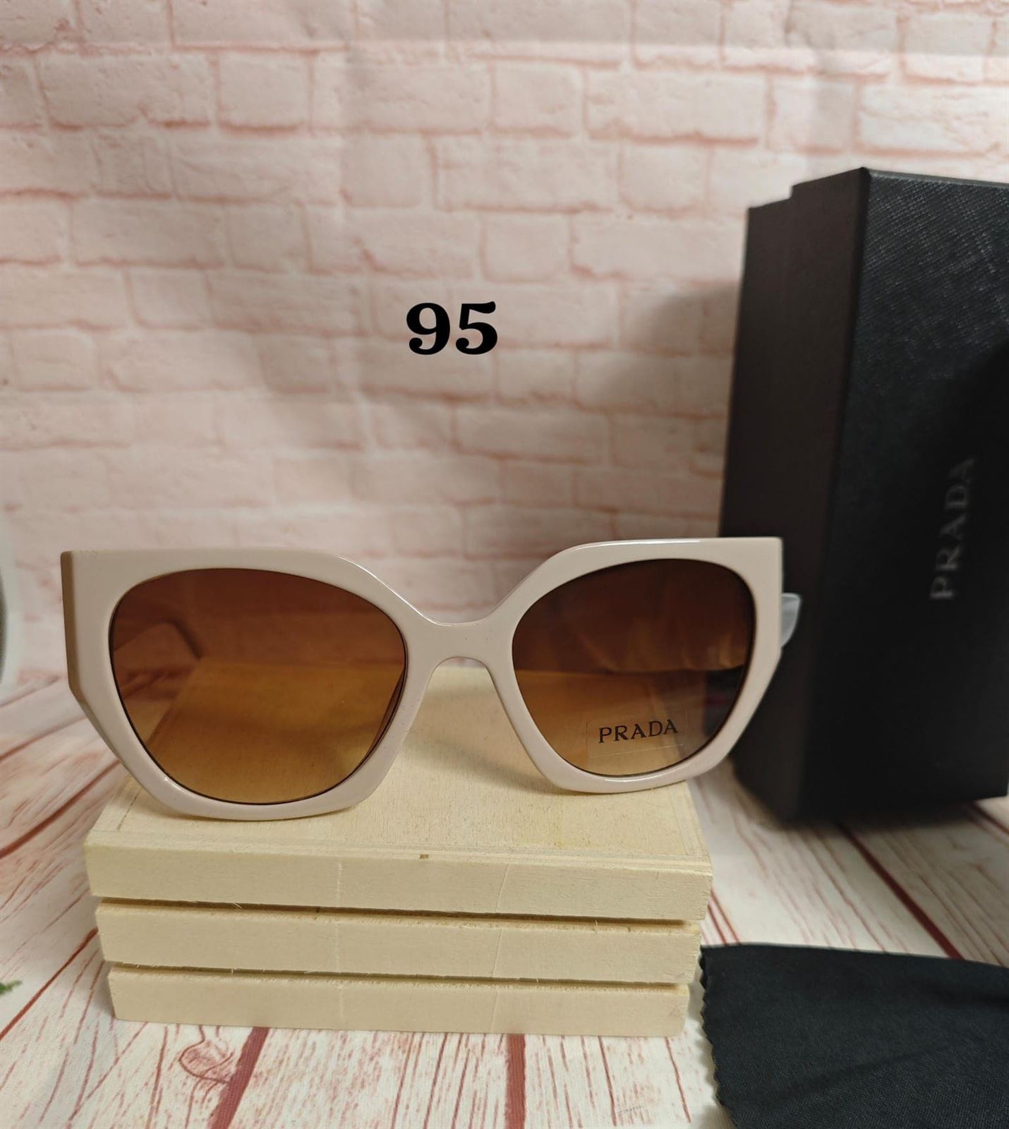 Gafas de sol Prada - Imagen 1