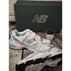 new balance 530 en azul claro - Imagen 2