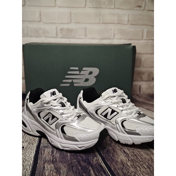 new balance 530 en negro - Imagen 2