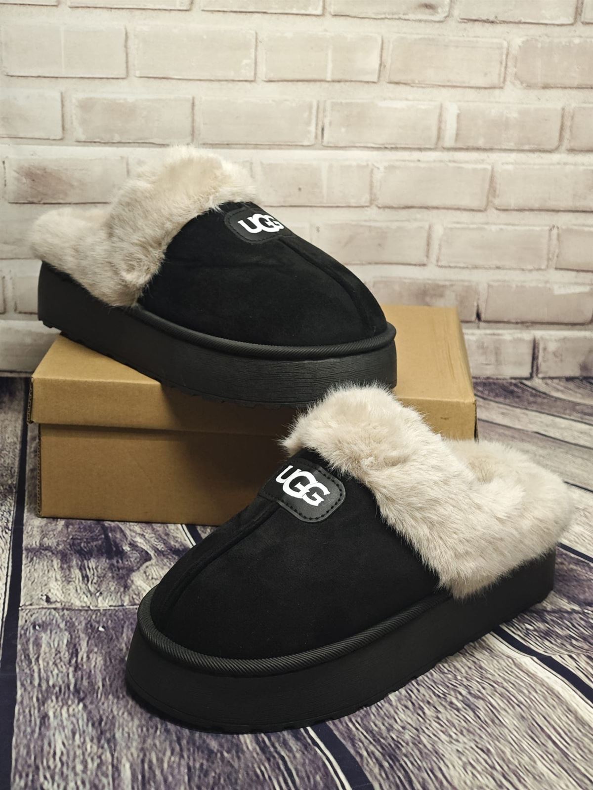 Pantuflas ugg andar por casa negra - Imagen 1