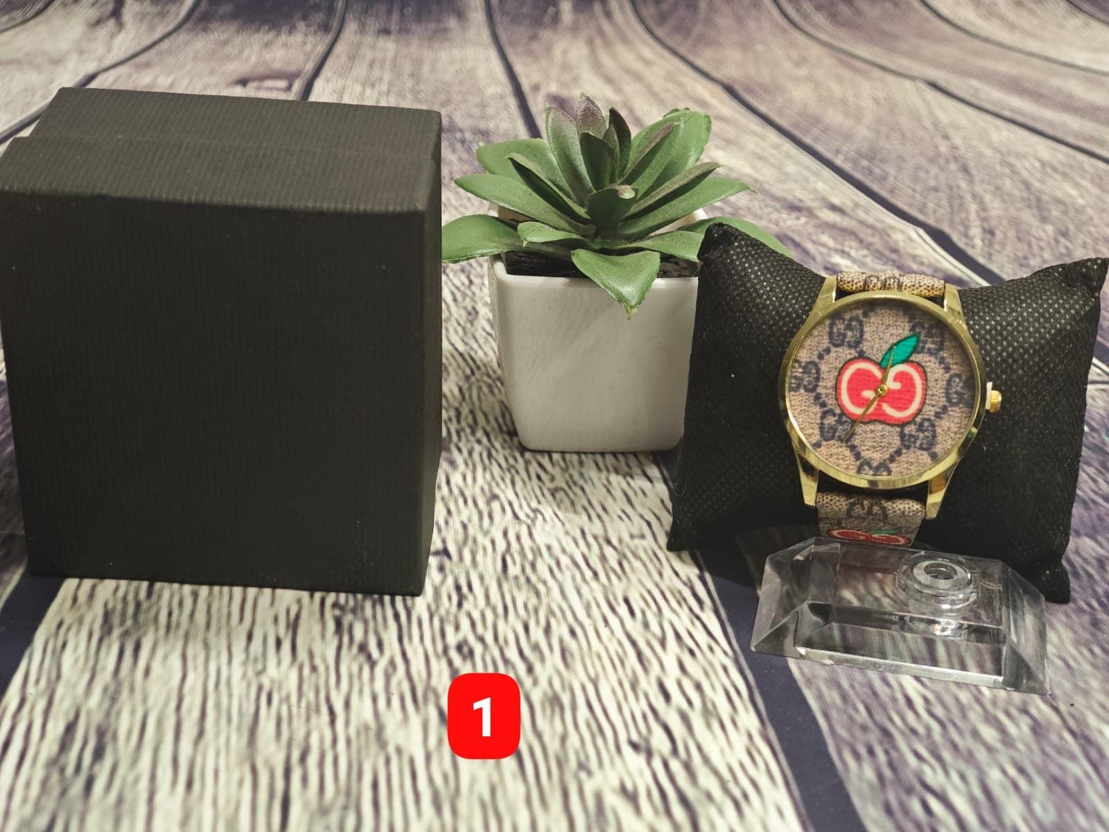 Reloj Gucci manzana - Imagen 1