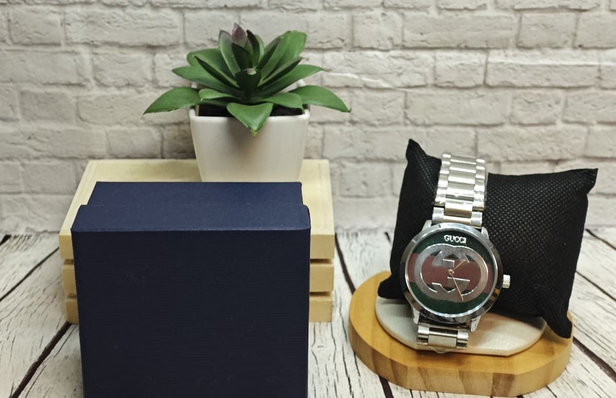 Reloj Gucci mujer - Imagen 1