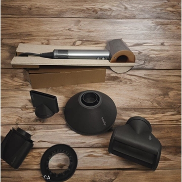 Secador Dyson supersonic oro - Imagen 1