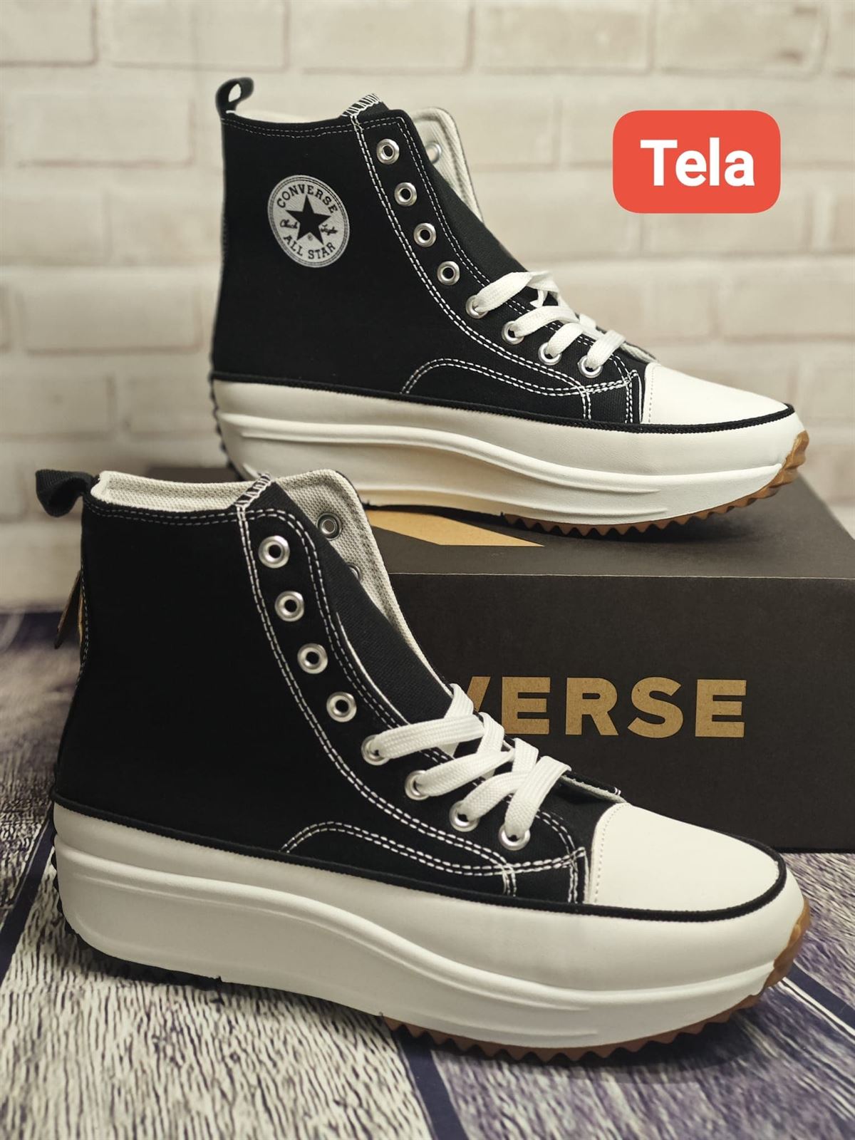 Sneakers Converse run lona negra - Imagen 1