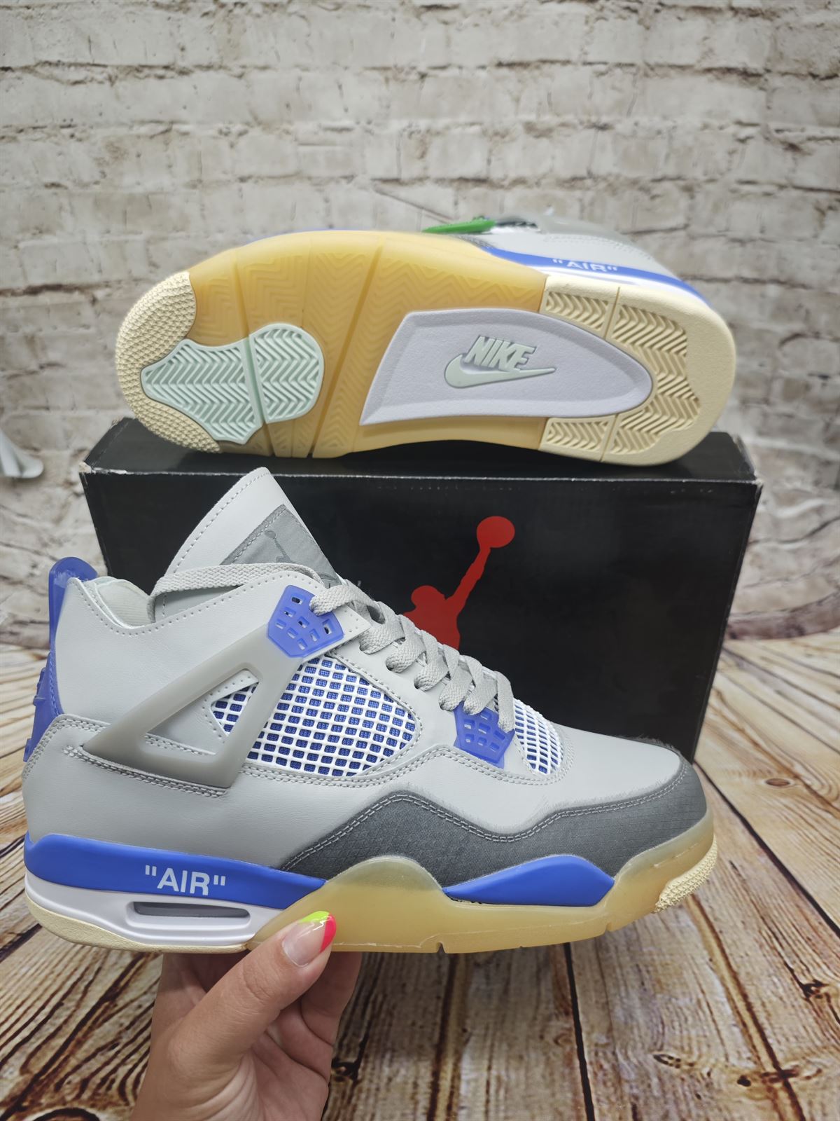 Zapatilla Nike Jordan retro4 - Imagen 3