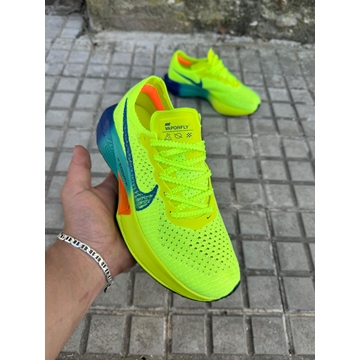 Zapatilla Nike w zoomx vaporfly fluorescente - Imagen 2