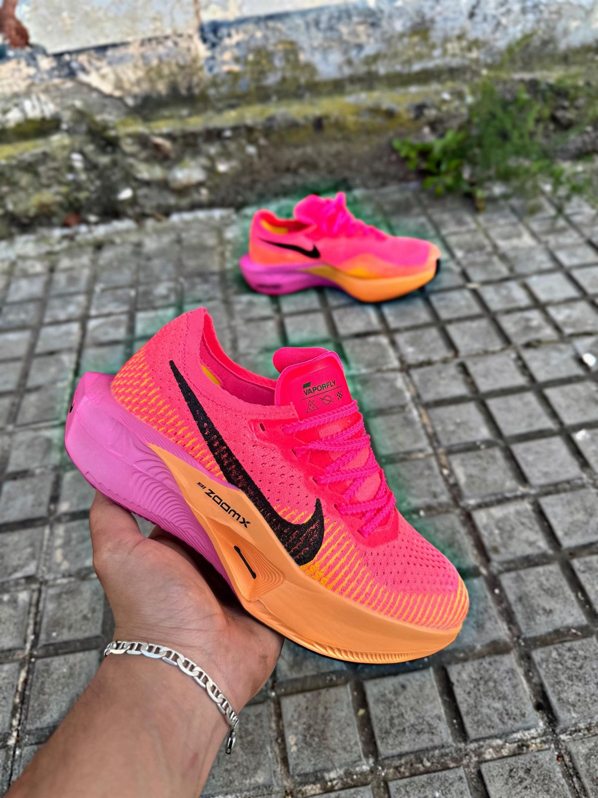 Zapatilla Nike w zoomx vaporfly fucsia - Imagen 3