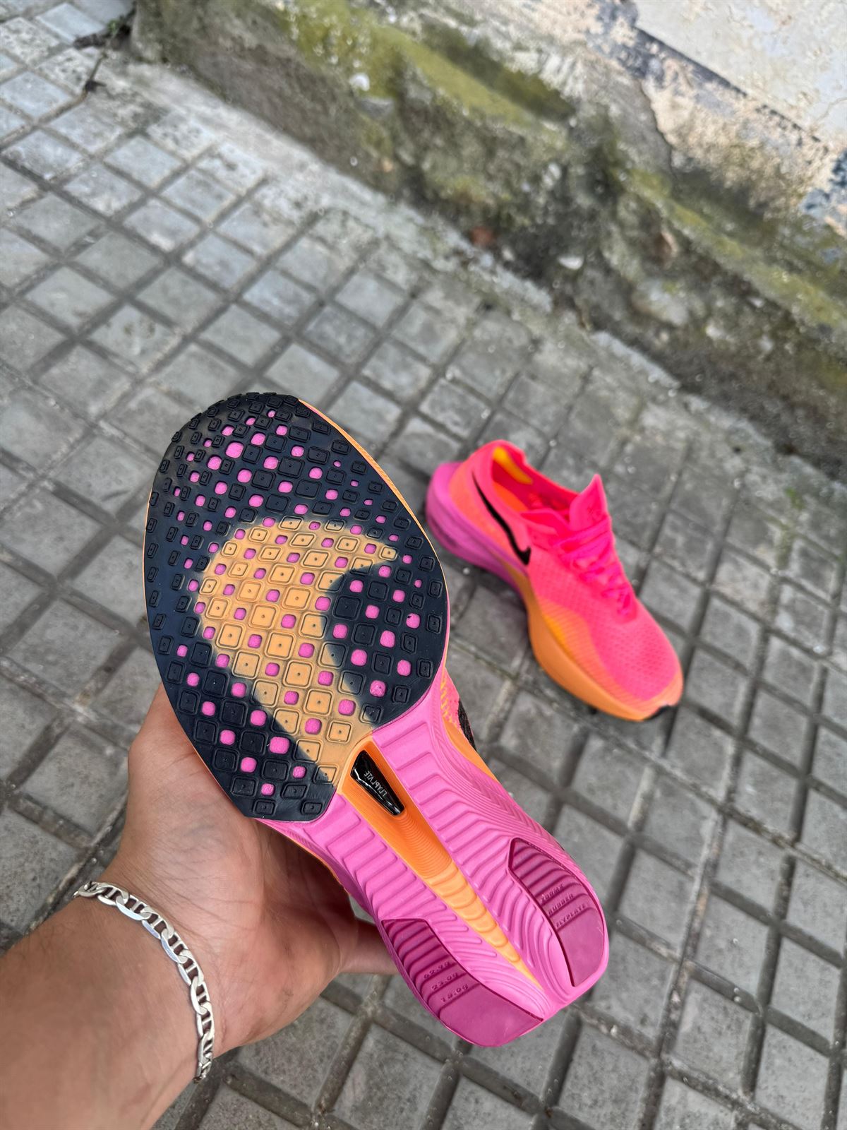 Zapatilla Nike w zoomx vaporfly fucsia - Imagen 4