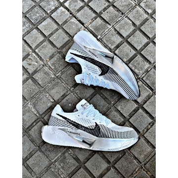 Zapatilla Nike w zoomx vaporfly zebra - Imagen 1