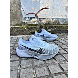 Zapatilla Nike w zoomx vaporfly zebra - Imagen 2