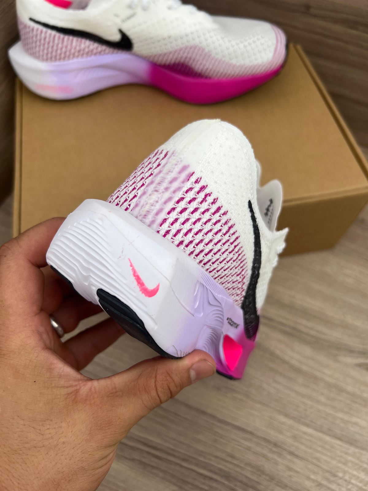 Zapatilla Nike w zoomx vaporfly - Imagen 1