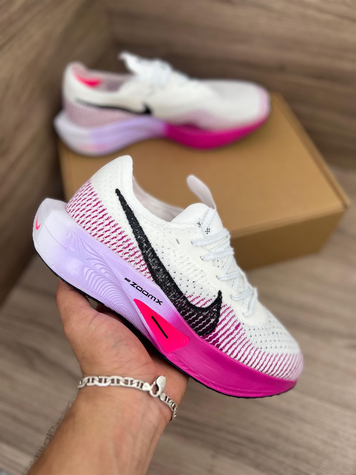 Zapatilla Nike w zoomx vaporfly - Imagen 2