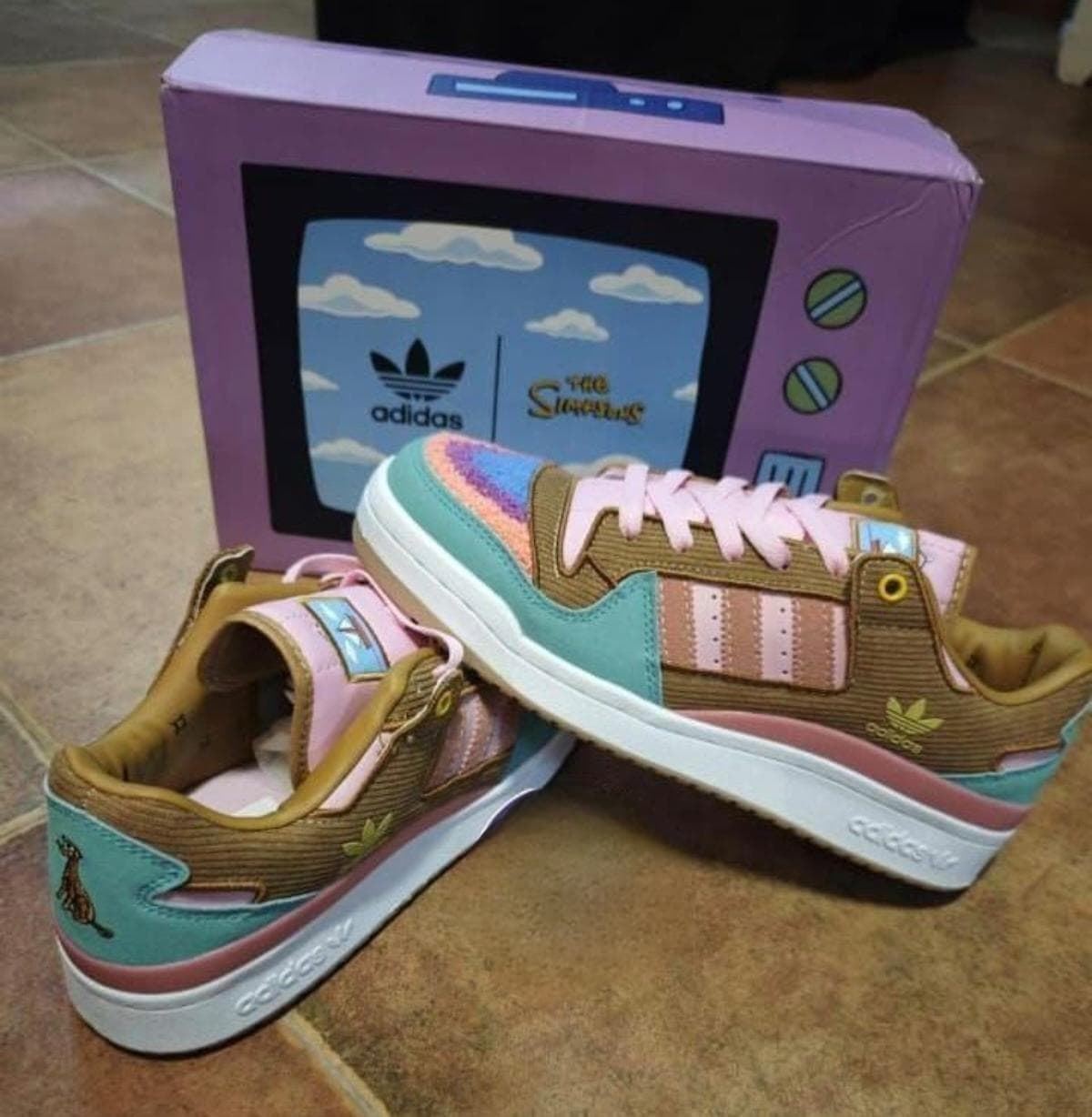 Zapatillas Adidas Simpson - Imagen 1