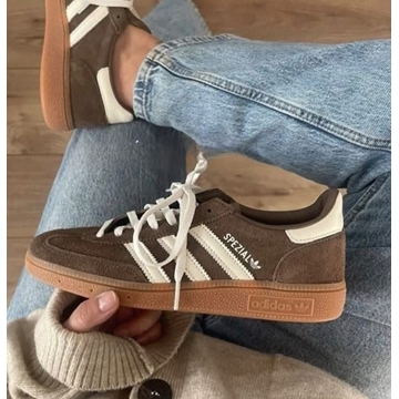 Zapatillas Adidas spezial - Imagen 1