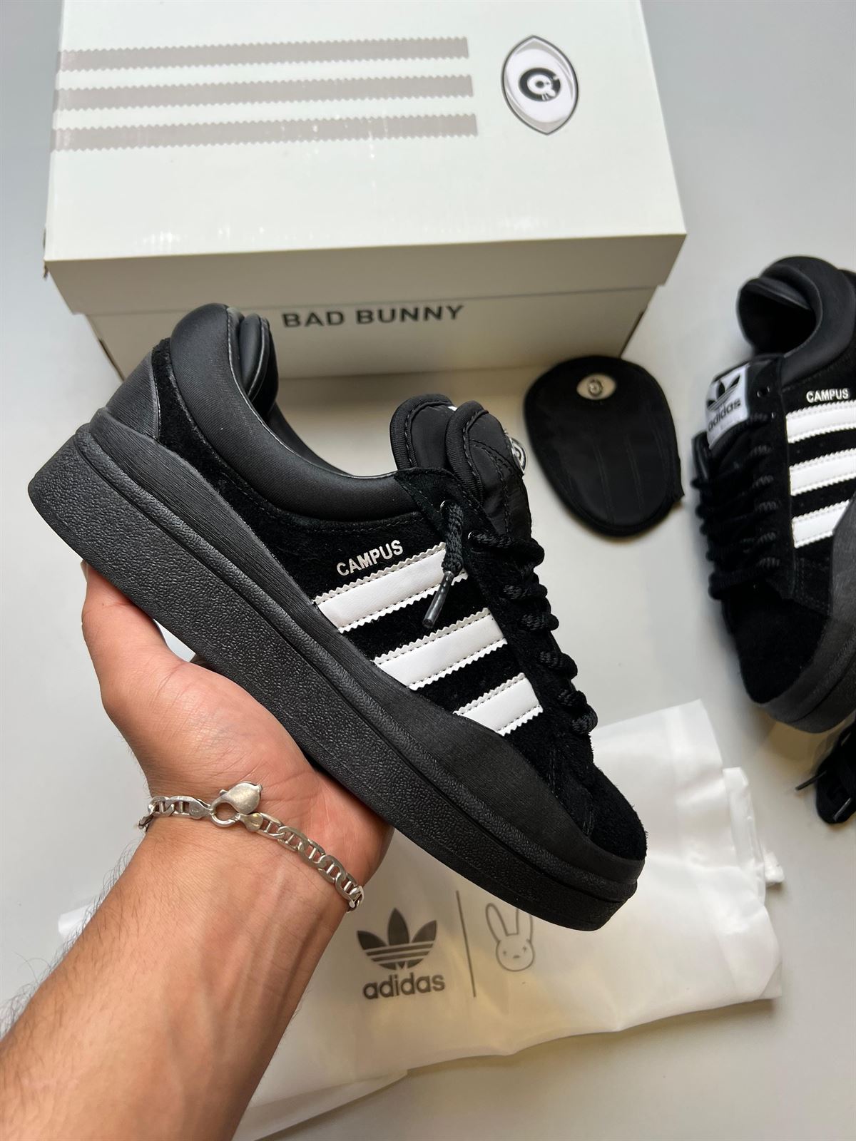 Zapatillas Bad bunny forum negra - Imagen 2