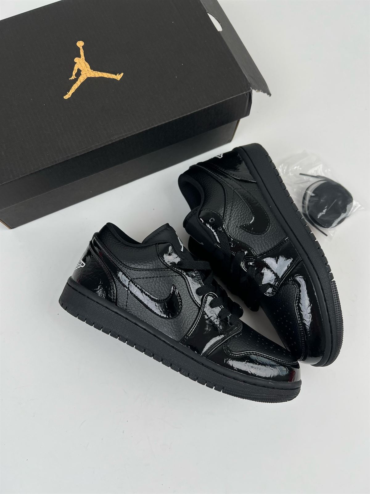 Zapatillas Jordan 1 low - Imagen 2