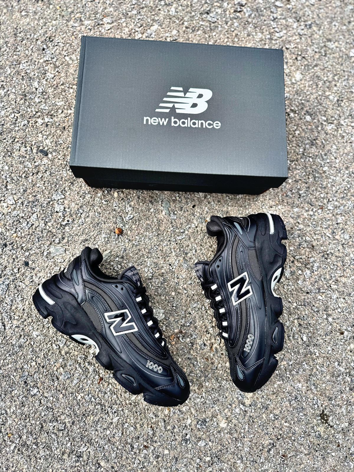 Zapatillas new balance 1000 negra - Imagen 2
