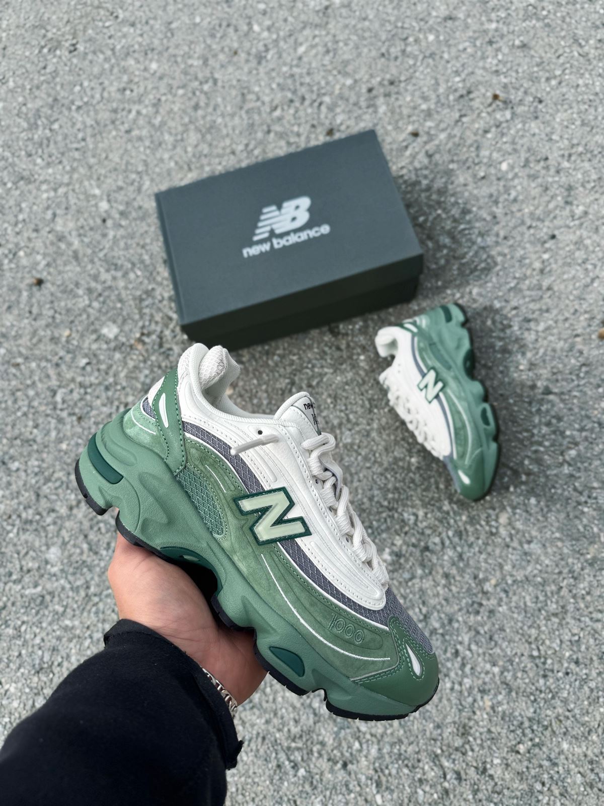Zapatillas new balance 1000 verde - Imagen 3