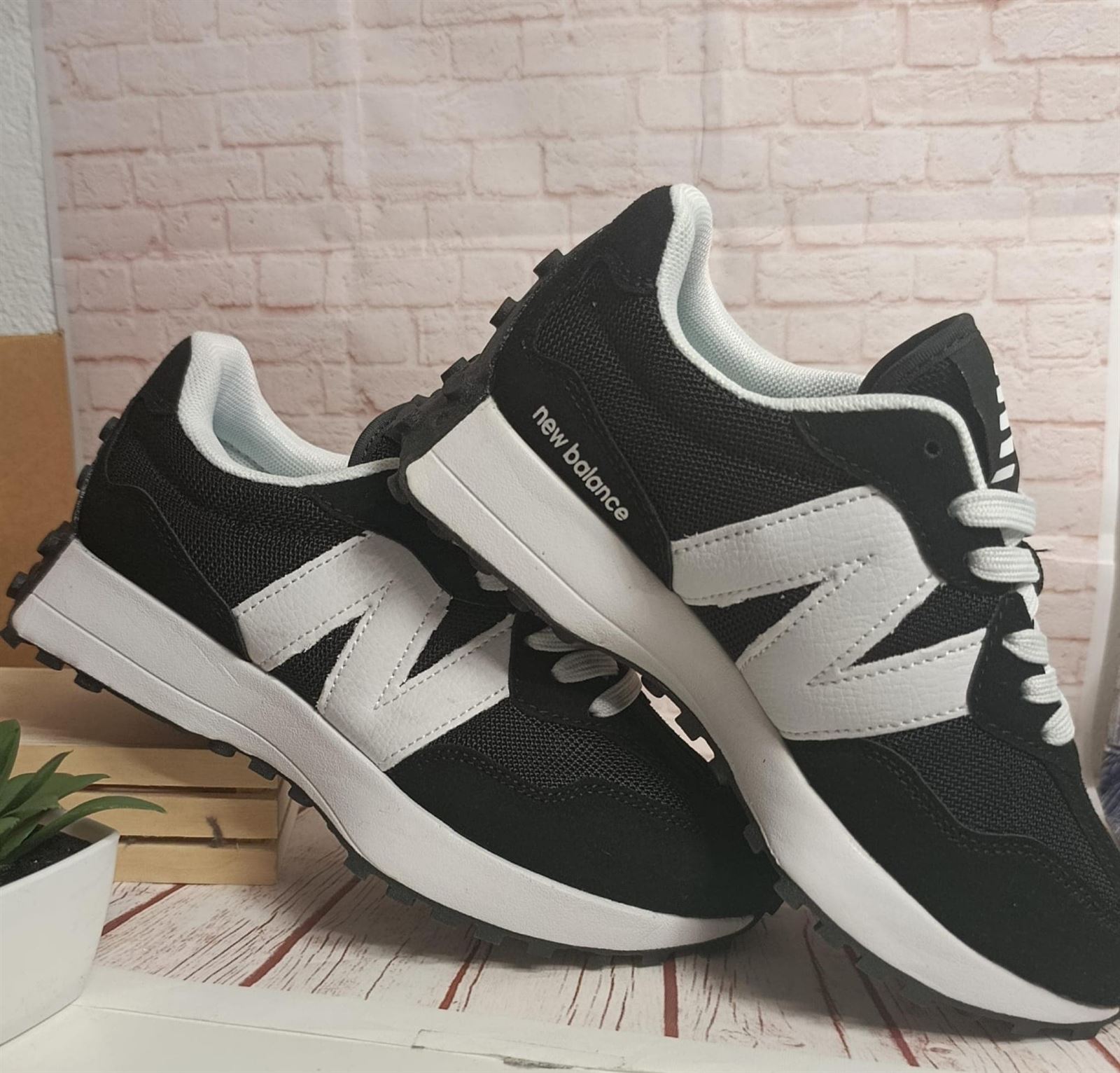 Zapatillas New balance negra - Imagen 1