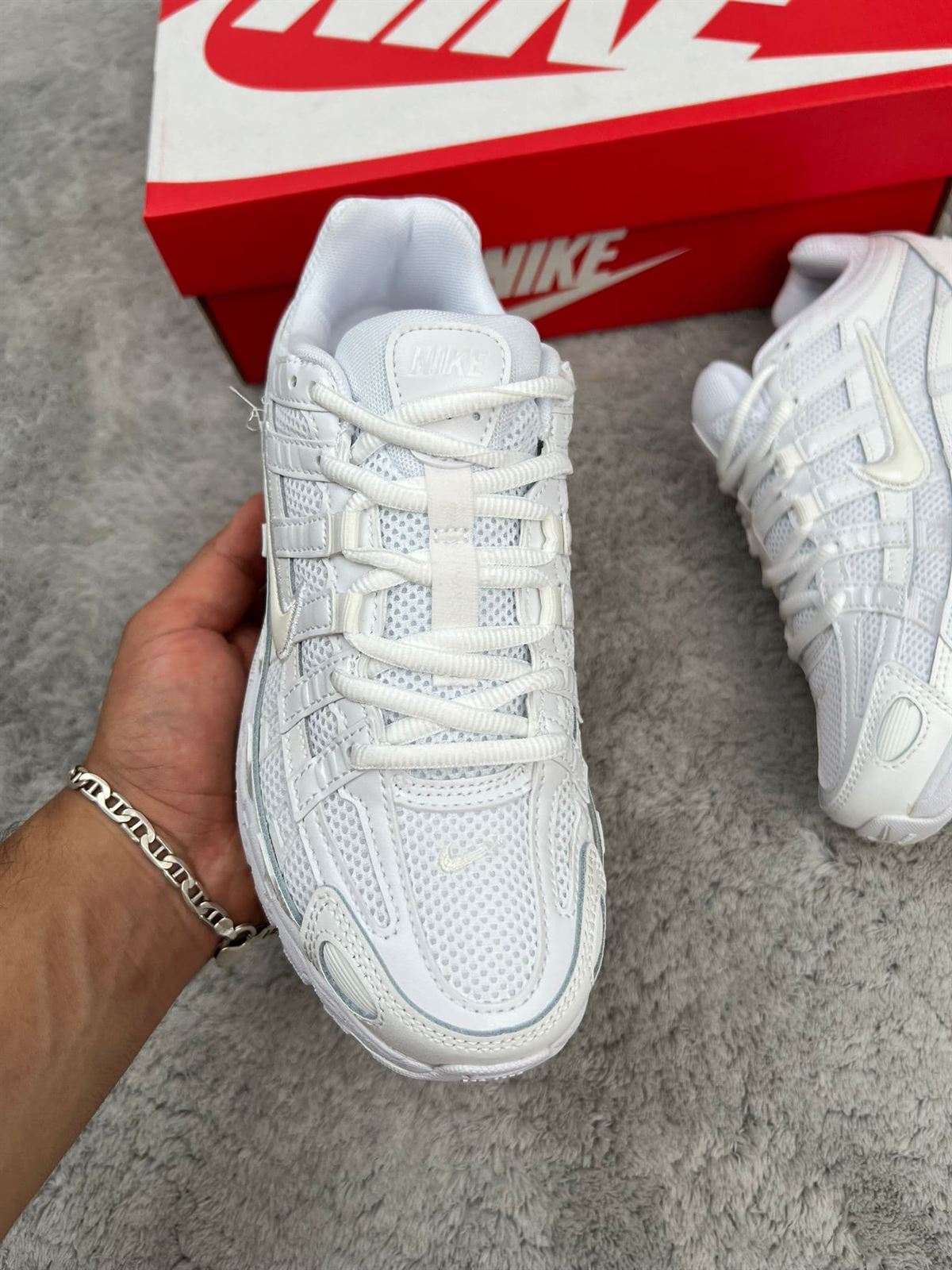 Zapatillas NIKE P6000 blanca - Imagen 2