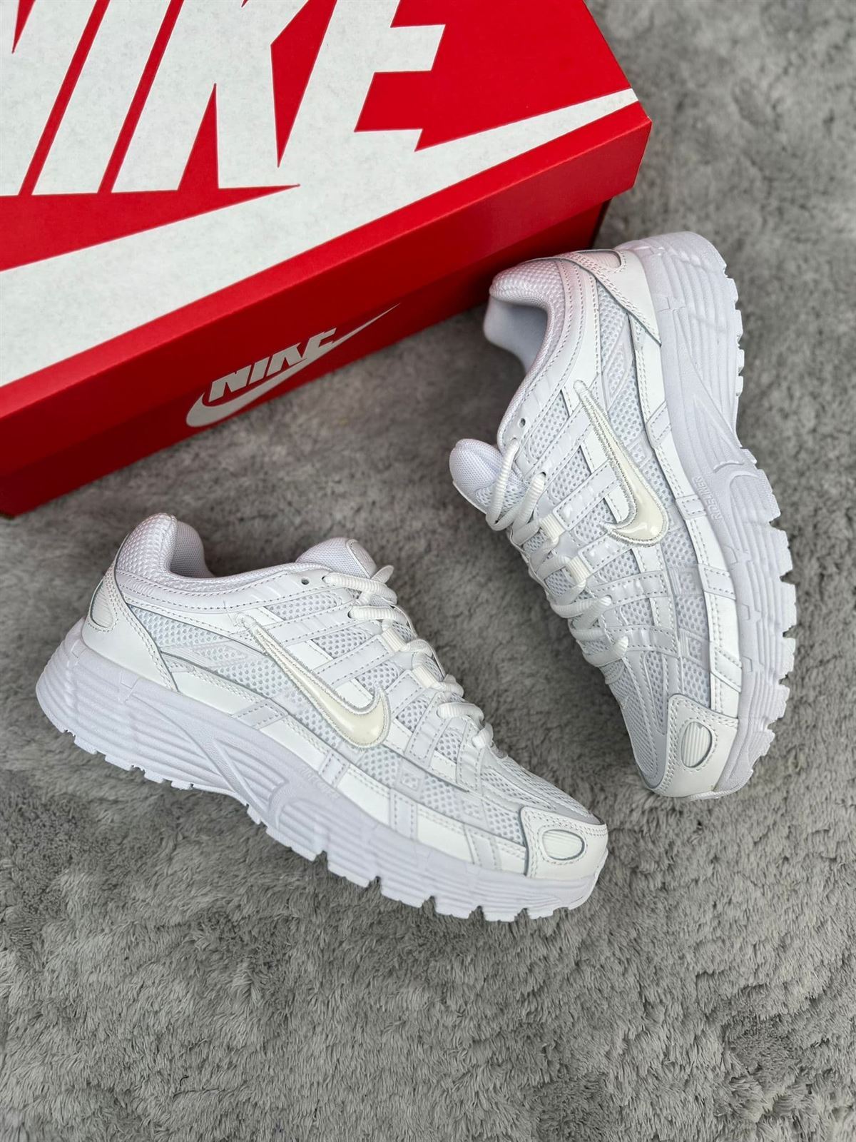 Zapatillas NIKE P6000 blanca - Imagen 7