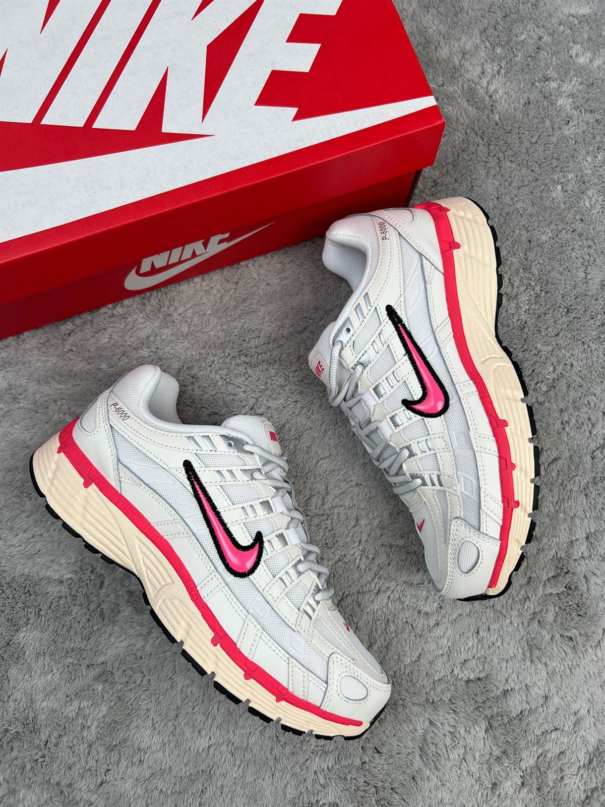 Zapatillas NIKE P6000 pink/White mujer - Imagen 8