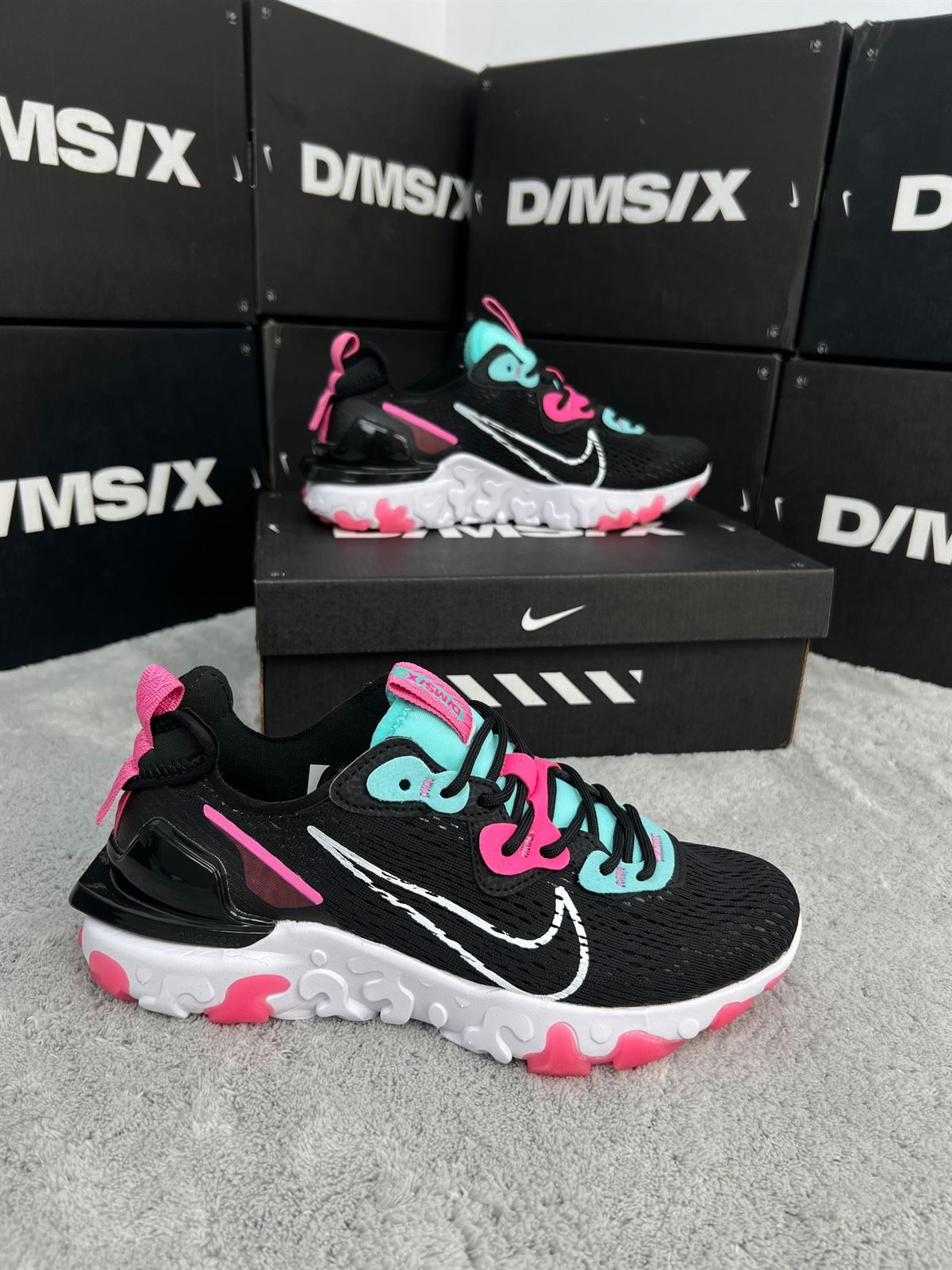 Zapatillas Nike react blanca/Pink mujer - Imagen 3