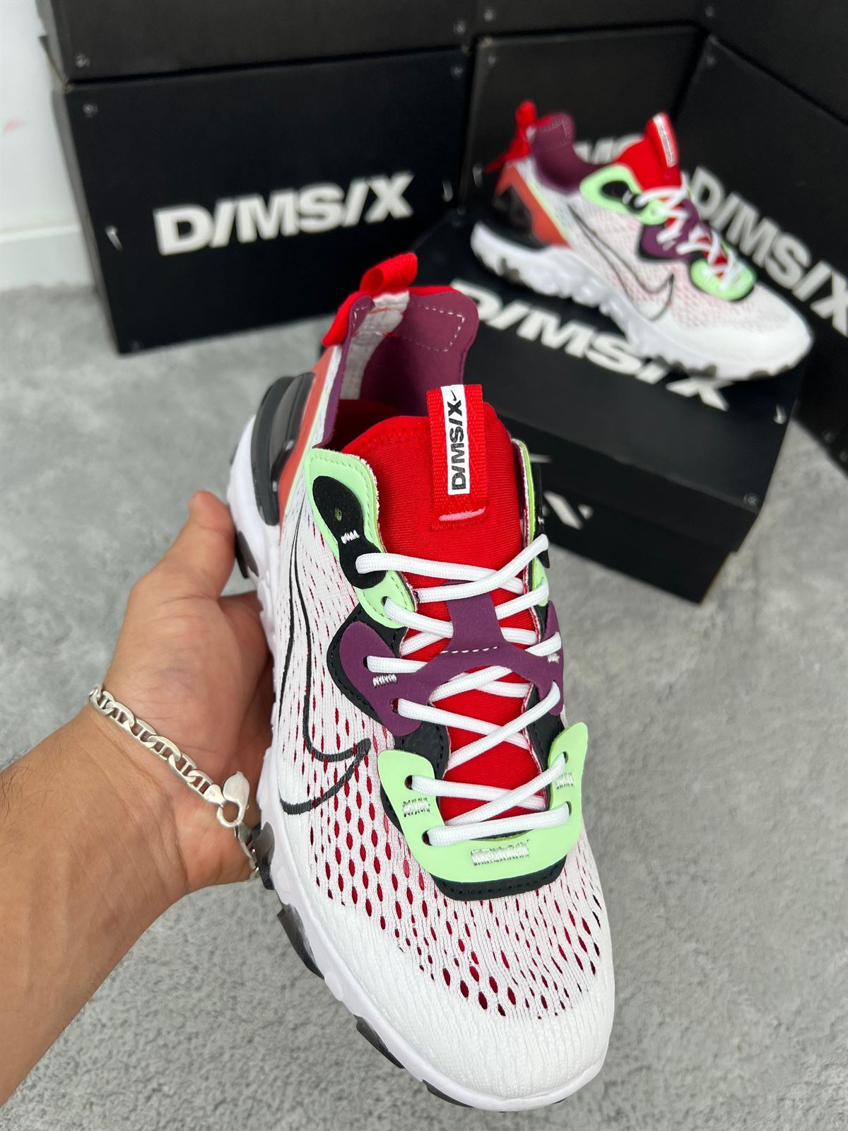Zapatillas Nike react White/red - Imagen 3