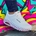 Zapatillas Skechers blanca con corazones - Imagen 1